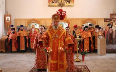 Преосвященнейший Епископ Сергий возглавил Вечерню в Спасо-Преображенском храме г. Вязьмы