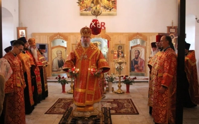 Преосвященнейший Епископ Сергий возглавил Вечерню в Спасо-Преображенском храме г. Вязьмы