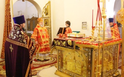 Епископ Сергий совершил Божественную литургию в день Победы