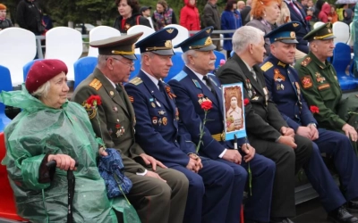 Преосвященнейший Епископ Сергий принял участие в параде Победы