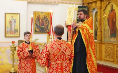 Преосвященнейший Епископ Сергий возглавил Всенощное бдение накануне Недели 4-й по Пасхе, о расслабле