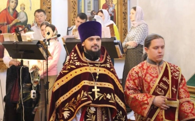 Епископ Сергий возглавил Божественную литургию в Свято-Троицком кафедральном соборе