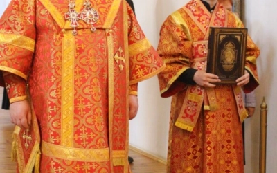 Епископ Сергий возглавил Божественную литургию в Свято-Троицком кафедральном соборе