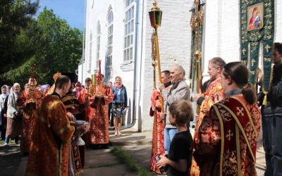Епископ Сергий возглавил Божественную литургию в Свято-Троицком кафедральном соборе