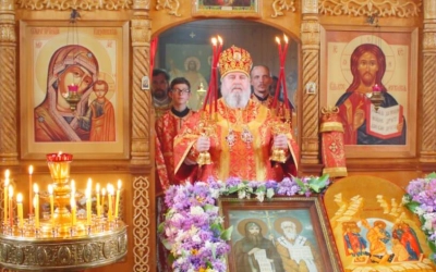 праздничное богослужение в храме Равноапостольных Мефодия и Кирилла п. Угра