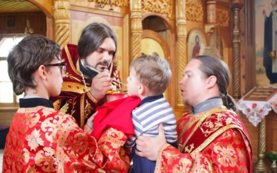 праздничное богослужение в храме Равноапостольных Мефодия и Кирилла п. Угра