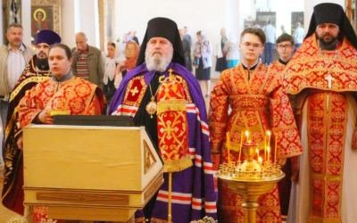 Епископ Сергий возглавил Божественную литургию в Свято-Троицком кафедральном соборе