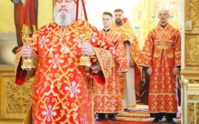 Епископ Сергий возглавил Божественную литургию в Свято-Троицком кафедральном соборе