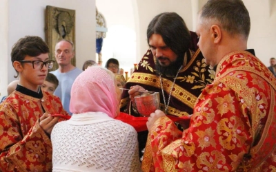 Епископ Сергий возглавил Божественную литургию в Свято-Троицком кафедральном соборе