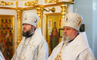 Епископ Сергий принял участие в Богослужении, в годовщину упокоения архимандрита Аркадия