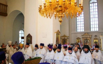 Епископ Сергий принял участие в Богослужении, в годовщину упокоения архимандрита Аркадия