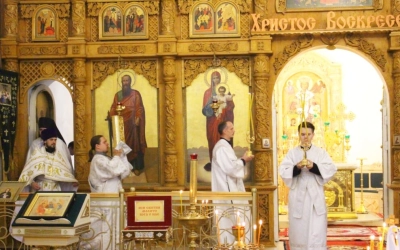 Архиерейское богослужение в Троицкую родительскую субботу