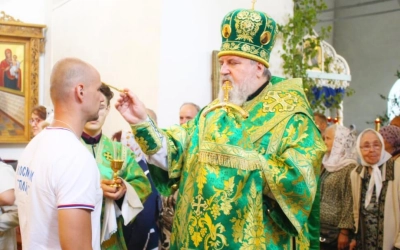 Всенощное бдение накануне дня Святой Троицы-Пятидесятницы