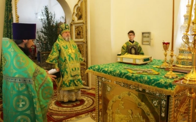 Архипастырское служение в День Святого Духа