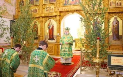 Архипастырское служение в День Святого Духа