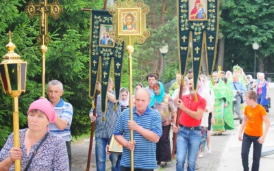Архипастырское служение в День Святого Духа
