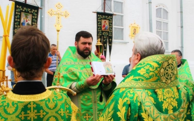 Архипастырское служение в День Святого Духа