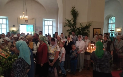 Праздник Святой Троицы в Тихвинском храме г. Гагарин