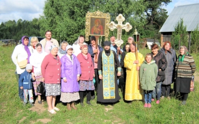 Крестный Ход от деревни Новые Дворы до Святого источника Владимирской иконы Божией Матери
