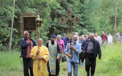 Крестный Ход от деревни Новые Дворы до Святого источника Владимирской иконы Божией Матери
