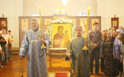 Праздничная Божественная литургия в день Тихвинской иконы Божией Матери