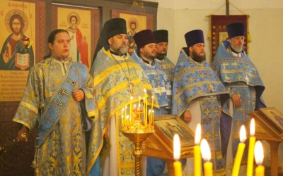 Праздничная Божественная литургия в день Тихвинской иконы Божией Матери