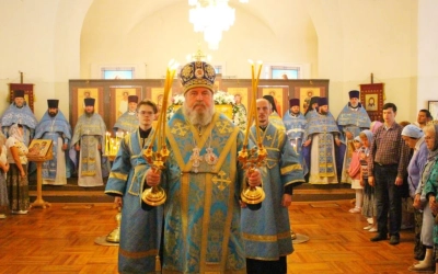 Праздничная Божественная литургия в день Тихвинской иконы Божией Матери