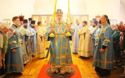 Праздничная Божественная литургия в день Тихвинской иконы Божией Матери