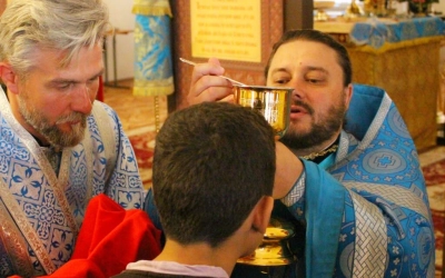 Праздничная Божественная литургия в день Тихвинской иконы Божией Матери