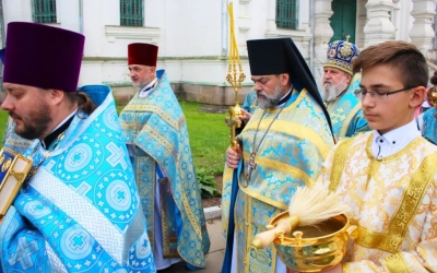 Праздничная Божественная литургия в день Тихвинской иконы Божией Матери