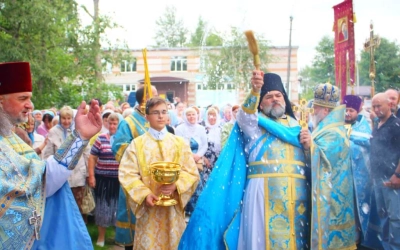 Праздничная Божественная литургия в день Тихвинской иконы Божией Матери