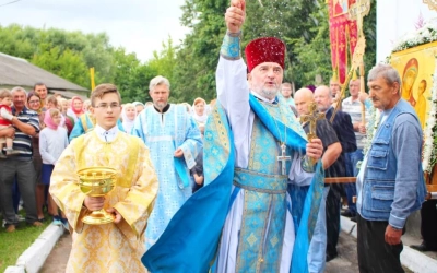 Праздничная Божественная литургия в день Тихвинской иконы Божией Матери