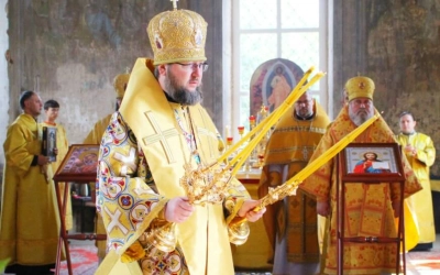 Архиерейское Богослужение в храме Петра и Павла г. Вязьмы