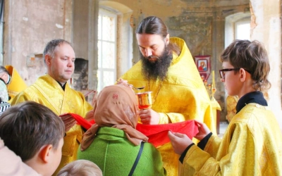 Архиерейское Богослужение в храме Петра и Павла г. Вязьмы