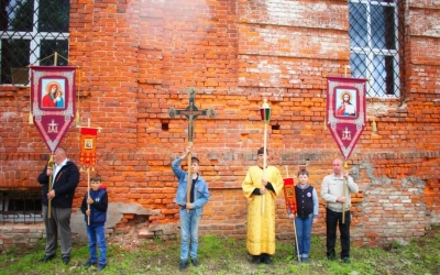 Архиерейское Богослужение в храме Петра и Павла г. Вязьмы