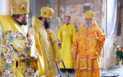 Архиерейское Богослужение в храме Петра и Павла г. Вязьмы