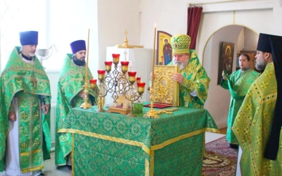 Преосвященнейший Епископ Сергий возглавил праздничную Божественную литургию