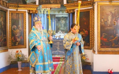 праздничная Божественная литургия в храме Преображения Господня с. Липецы