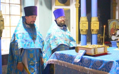 праздничная Божественная литургия в храме Преображения Господня с. Липецы