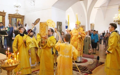 Архипастырское служение в Неделю 8-ю по Пятидесятнице