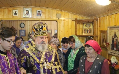 епископ Вяземский и Гагаринский совершил малое освящение храма в честь Покрова Пресвятой Богородицы