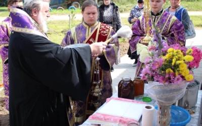 епископ Вяземский и Гагаринский совершил малое освящение храма в честь Покрова Пресвятой Богородицы