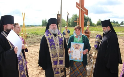 епископ Вяземский и Гагаринский совершил малое освящение храма в честь Покрова Пресвятой Богородицы