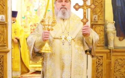 Епископ Вяземский и Гагаринский Сергий возглавил Божественную литургию в Свято-Троицком кафедральном