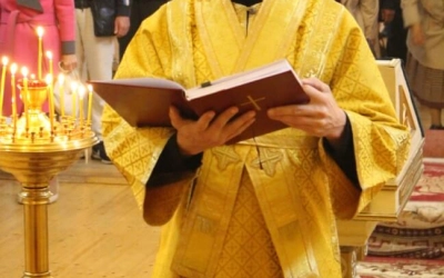 Епископ Вяземский и Гагаринский Сергий возглавил Божественную литургию в Свято-Троицком кафедральном