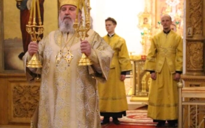 Епископ Вяземский и Гагаринский Сергий возглавил Божественную литургию в Свято-Троицком кафедральном