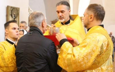 Епископ Вяземский и Гагаринский Сергий возглавил Божественную литургию в Свято-Троицком кафедральном