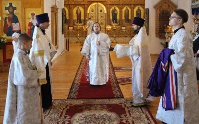 Божественная литургия в Неделю 10-ю по Пятидесятнице