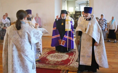 Божественная литургия в Неделю 10-ю по Пятидесятнице