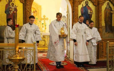 Божественная литургия в Неделю 10-ю по Пятидесятнице